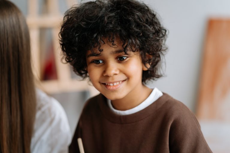 Lire la suite à propos de l’article Maladies dentaires courantes chez les enfants