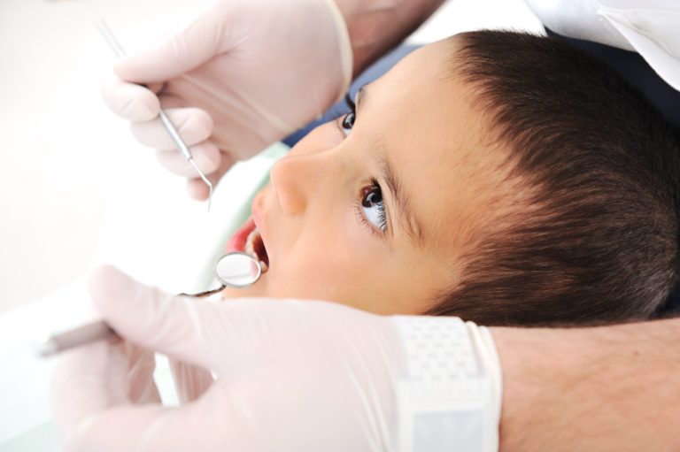 Lire la suite à propos de l’article L’extraction des dents de lait au Maroc